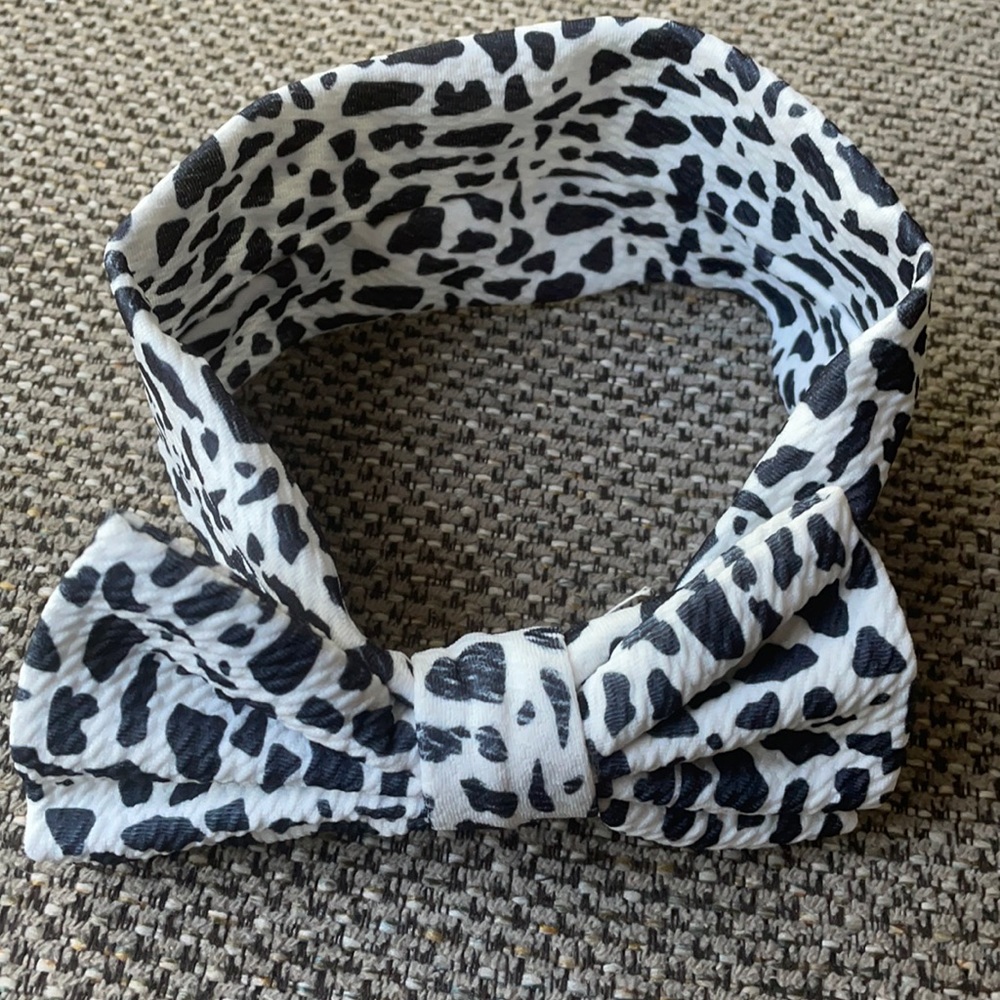 Black and white baby headband